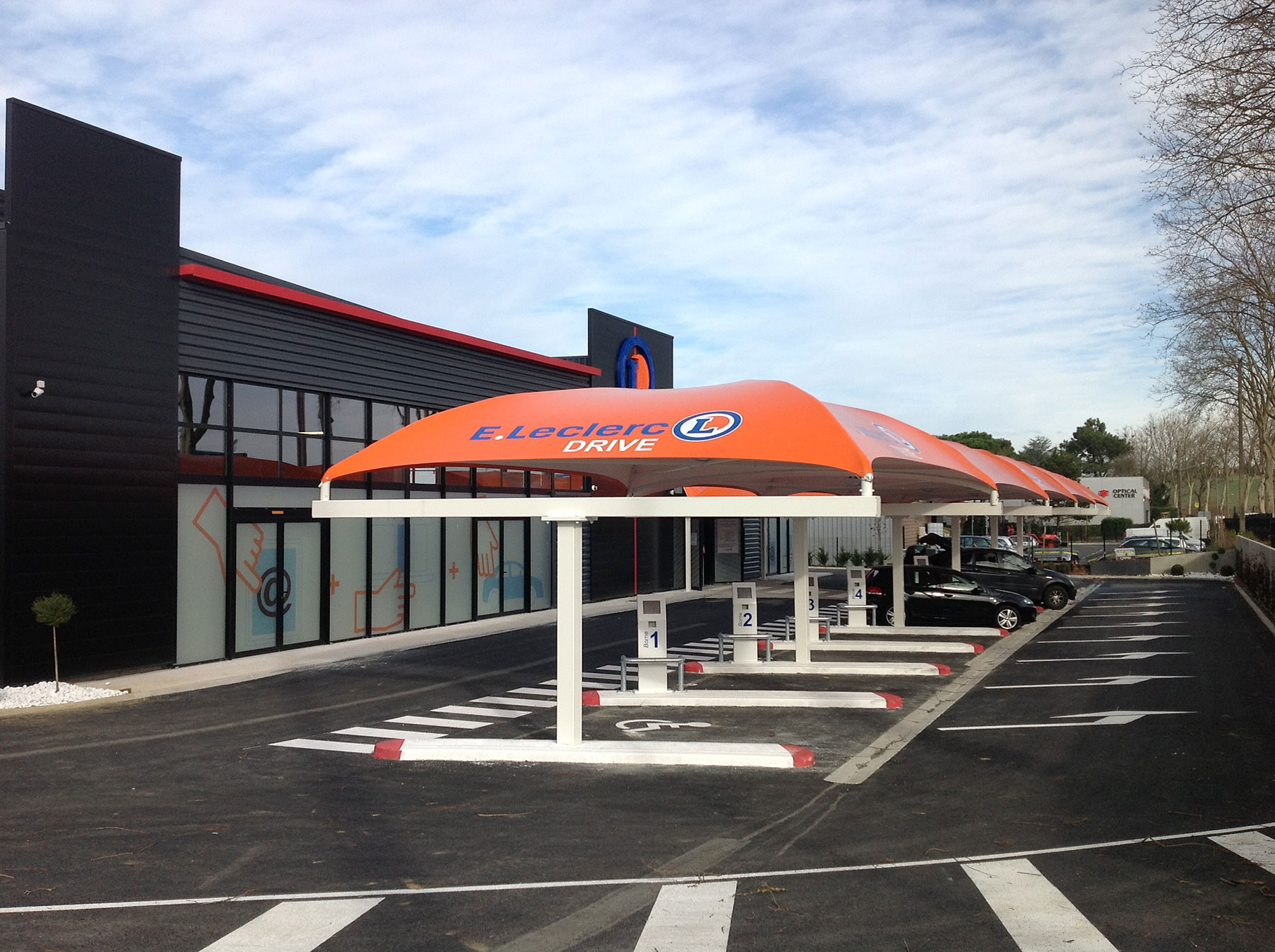 Abri drive : le drive de l'enseigne Leclerc de Vienne - Texabri