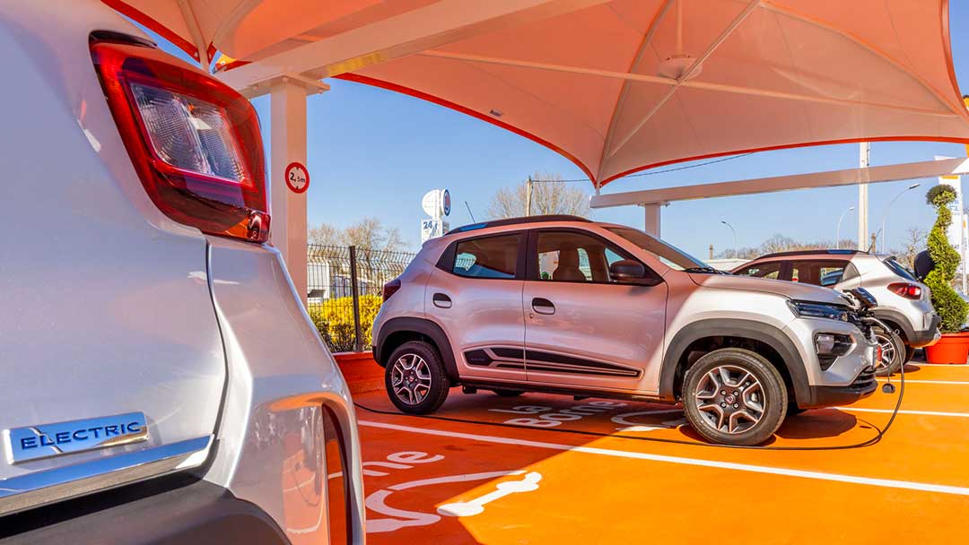 Leclerc se lance ?� la conqu??te du march?� de la voiture ?�lectrique - Texabri