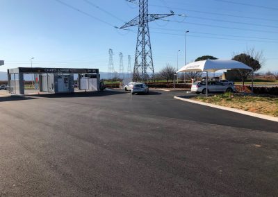 Texabri a conçu et fabriqué l'abri de lavage de l'entreprise Chato Lavage