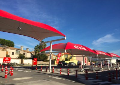 Texabri a construit l'abri drive du Carrefour de Nîmes Ouest