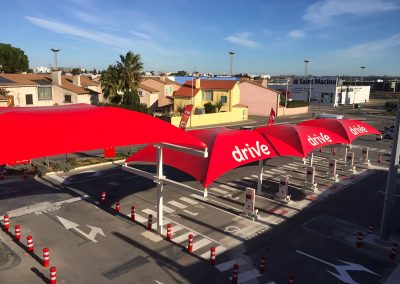 Texabri a construit l'abri drive du Carrefour de Nîmes Ouest