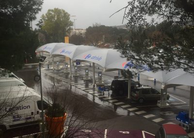 Texabri a réalisé l'abri drive du Carrefour d'Antibes