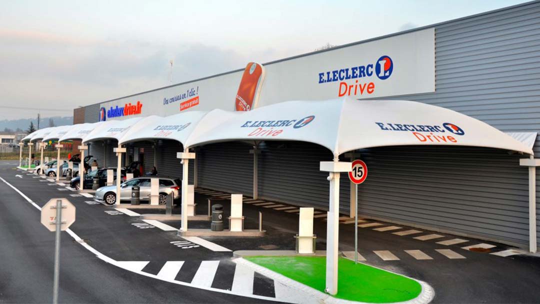 Abri drive : l’enseigne Leclerc de Vienne