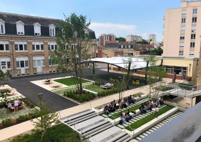 Texabri a conçu et fabriqué le préau du lycée Saint-Michel à Reims