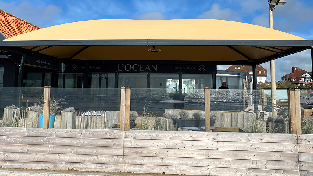 Abri de terrasse : la Brasserie l’Océan Bistr’o de la Mer